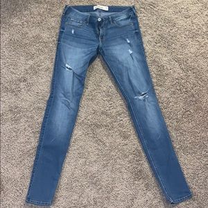 Hollister jeans
